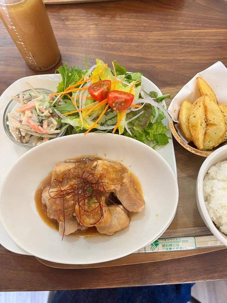 cafe&baru Tram