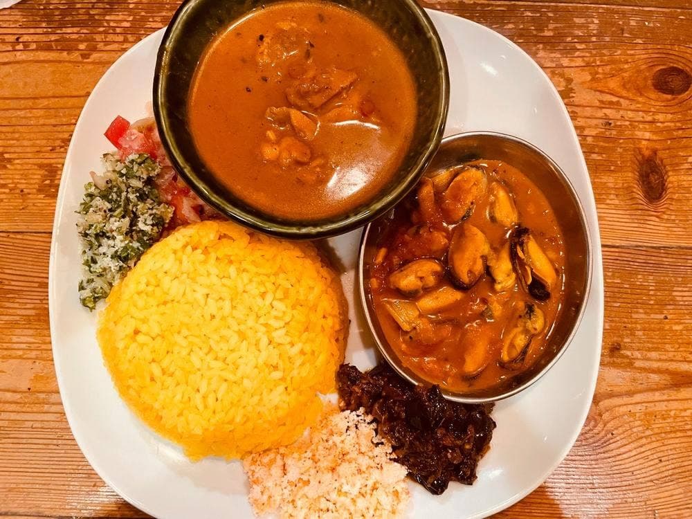 カレーや デッカオ