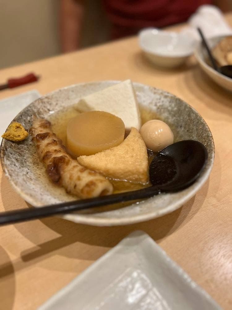 ななや