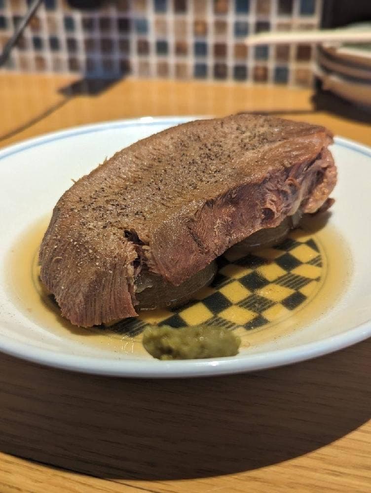 あご出汁餃子ゆでタンさんじ今泉店