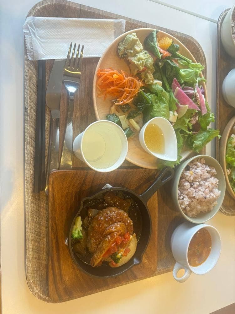 SuKuSuKu CAFE