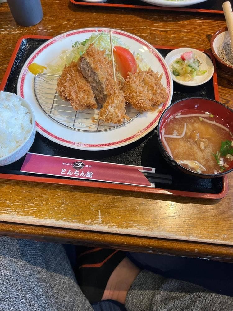 とんちん館