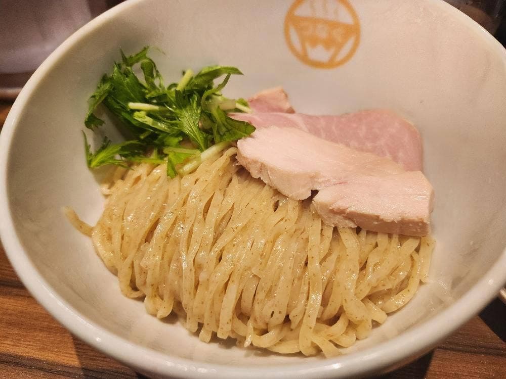 ROPPONGIつなぐ