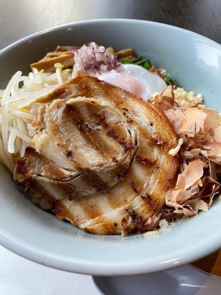 サカノウエユニーク 静岡cosa