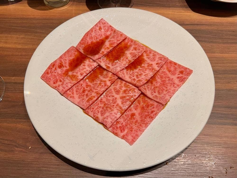 焼肉ホルモン 新井屋 にかい