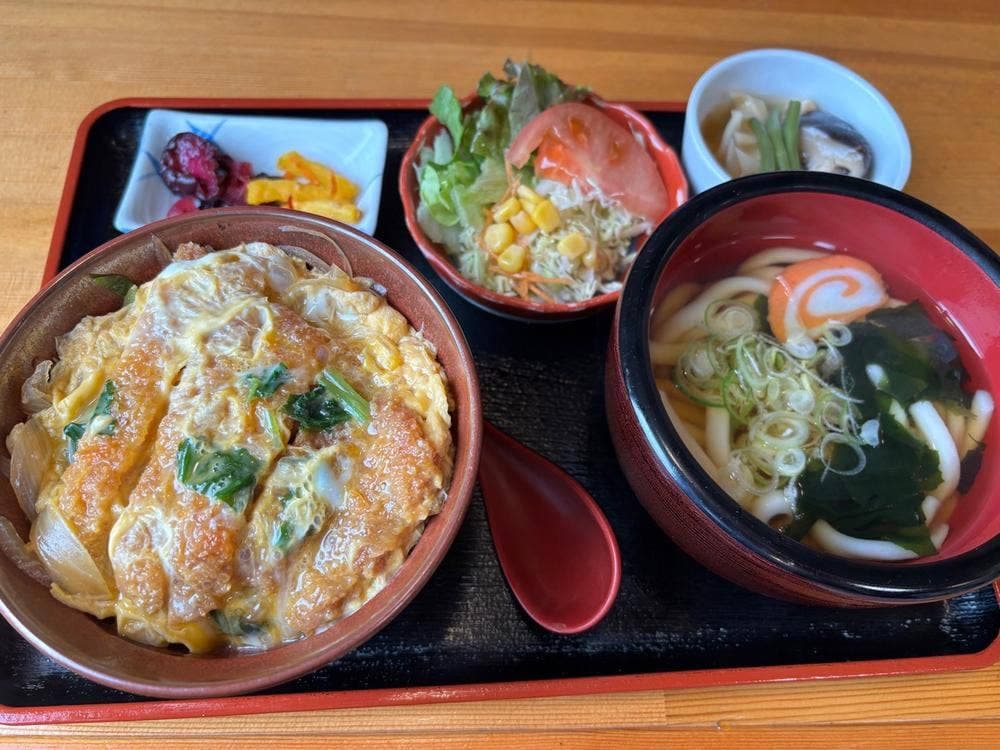 かどや食堂 伊切店