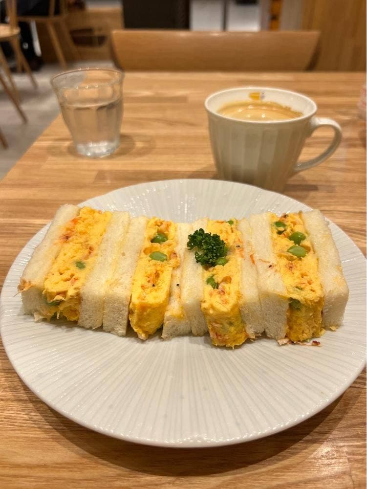 ペリカンカフェ 麻布台ヒルズ店