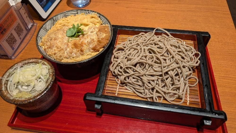 北海道蕎麦酒場 そばえもん 青山一丁目店