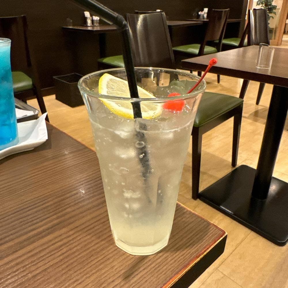 カフェ ルモンド