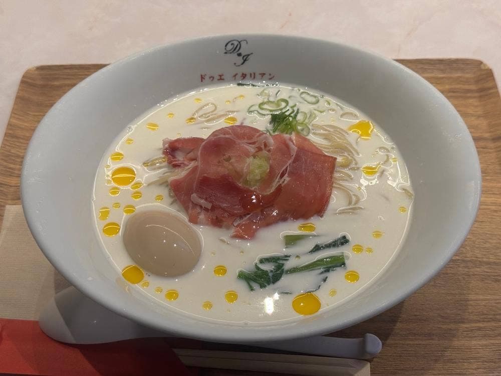 黄金の塩らぁ麺 ドゥエイタリアン 溝口