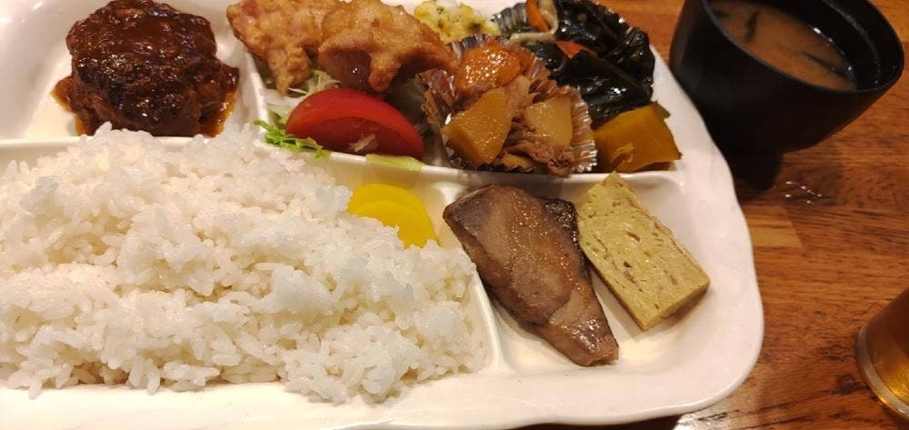 日替わり食堂 知久平