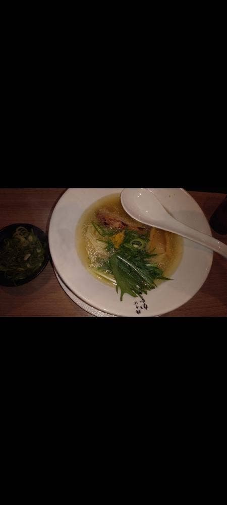 鶏そばかぐら屋 西新宿店