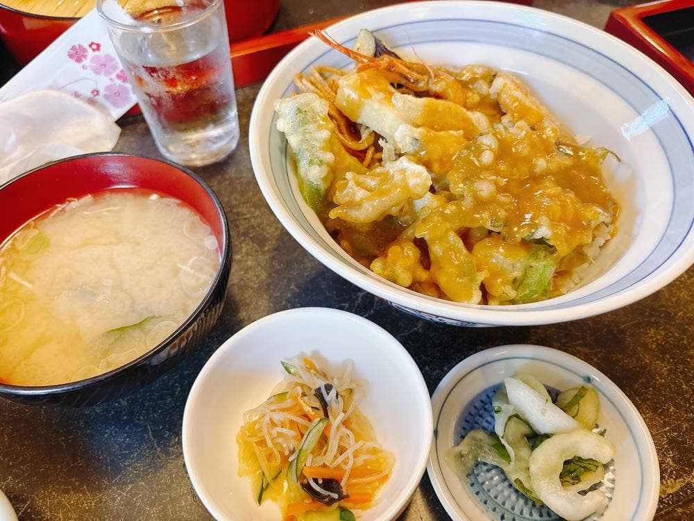 秋月そば 本店