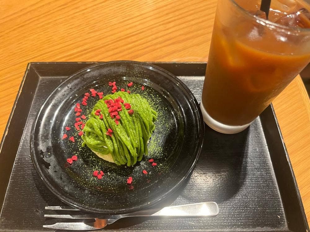 24/7 cafe apartment 梅田