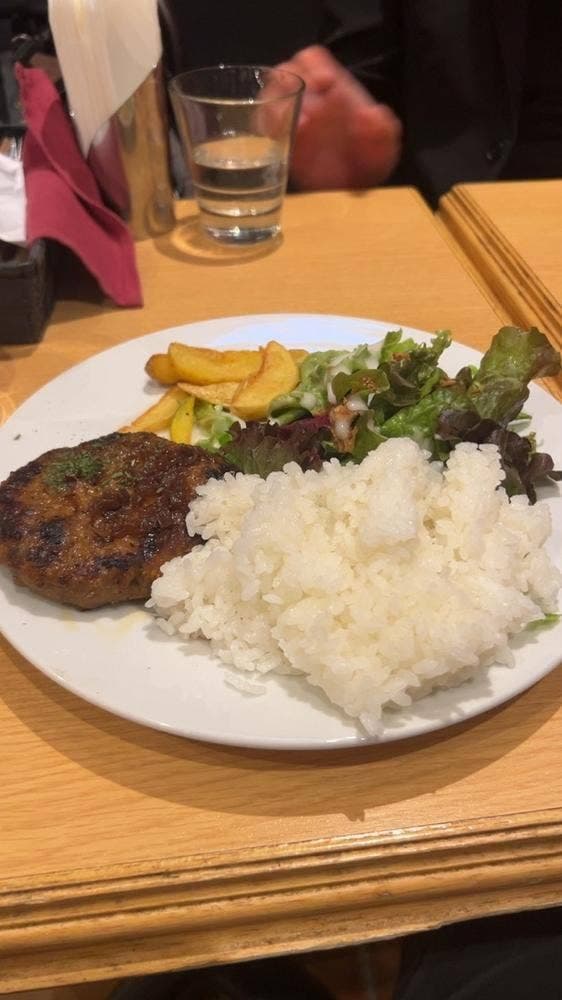八十郎商店 大手町店