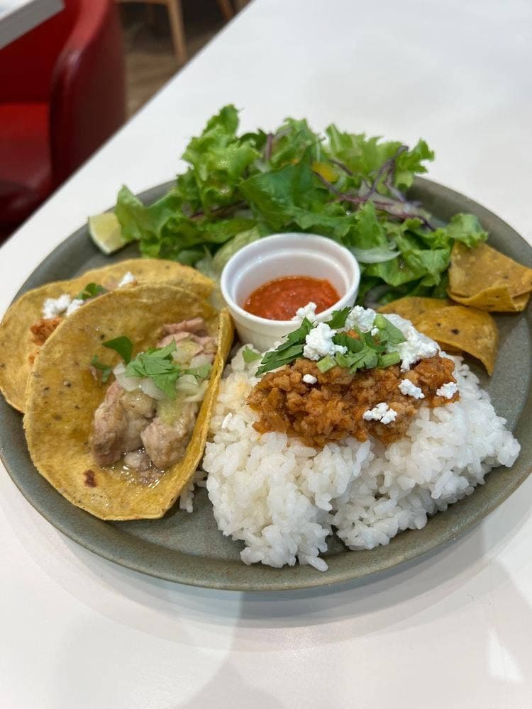 GURUNAVI FOODHALL WYE Cafe 勝どき