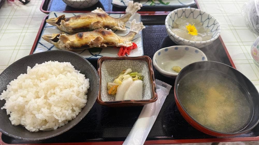藤美屋食堂