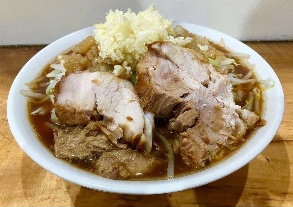 六麓 豚らーめん