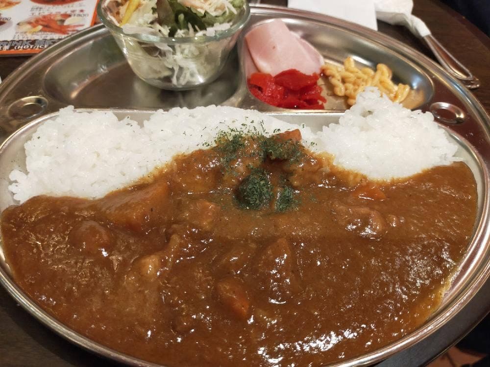 8番館