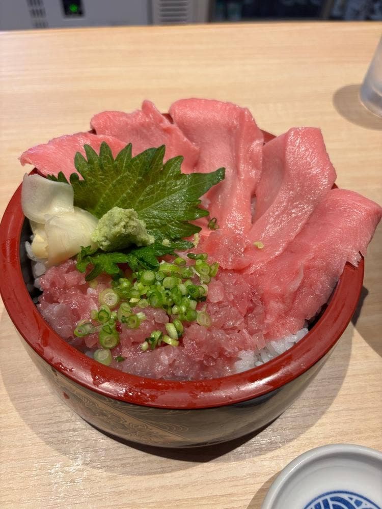 町鮨とろたく 上大岡店