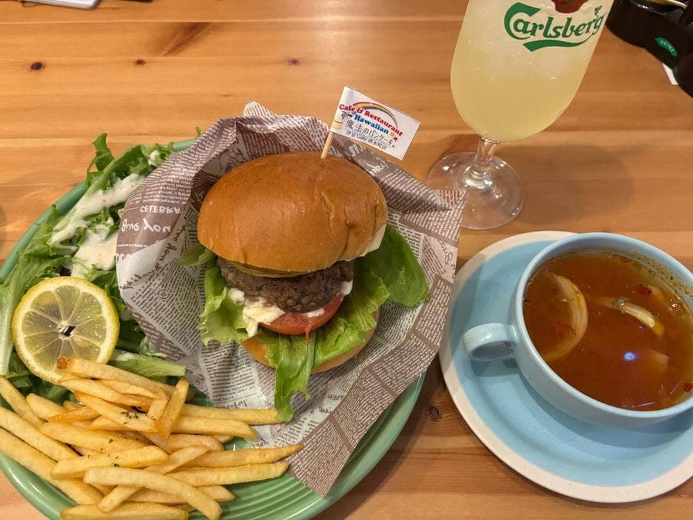 Hawaiian cafe 魔法のパンケーキ 伊豆Gate清水町