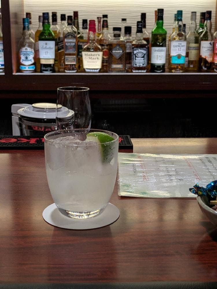 Bar 和香