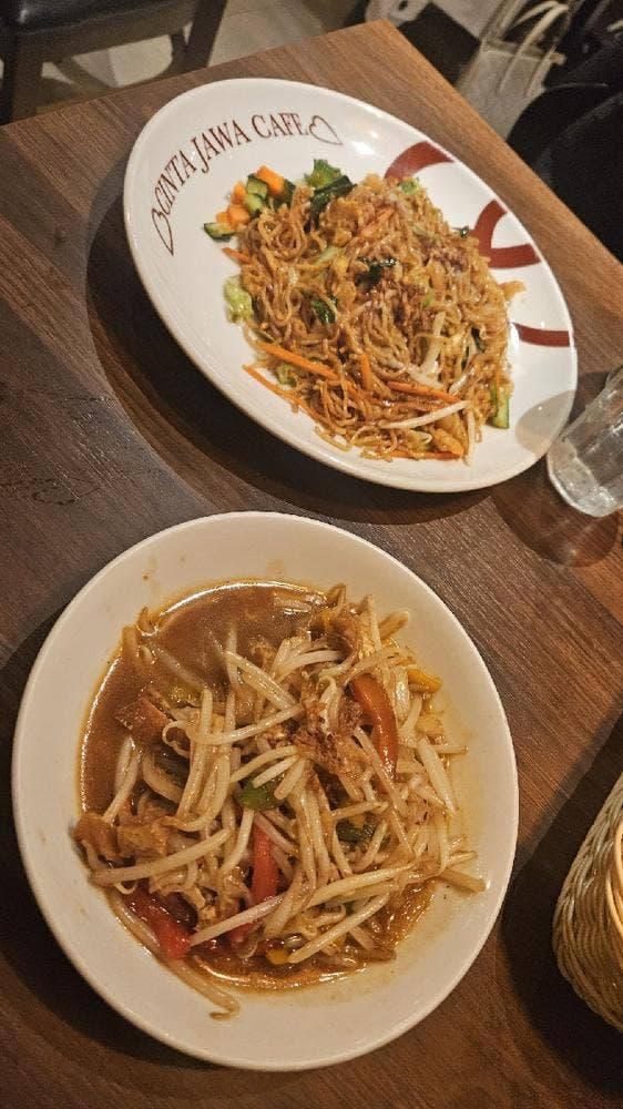 CINTA JAWA CAFE 新宿店