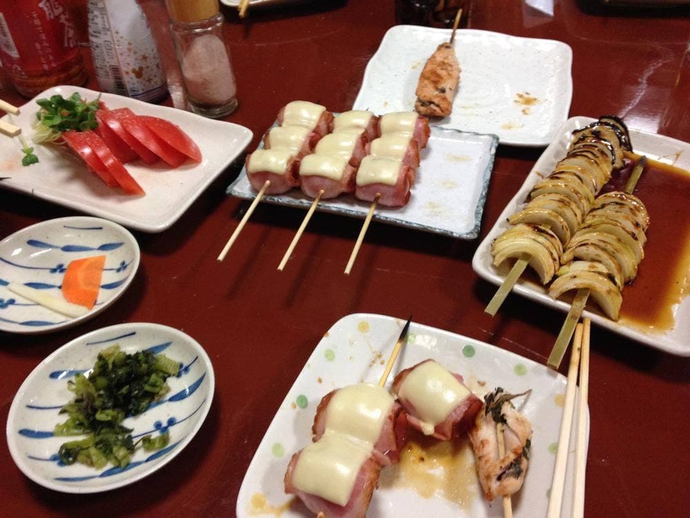 純