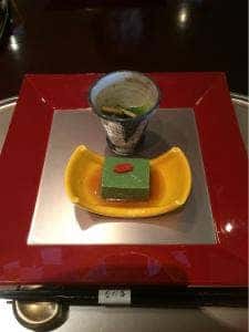 名駅 なだ万茶寮