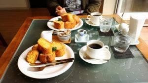 cafe crimson