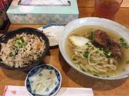 そば家 玉那覇ウシ商店