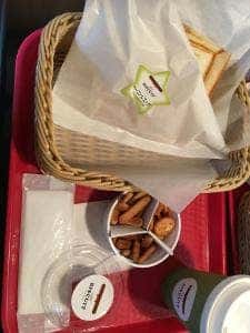 カフェ ビスキュイ