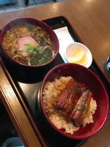 手打ちうどん どん