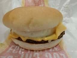 マクドナルド 田原パオ店