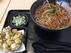 ゆで太郎 もつ次郎 伊奈平店