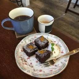 Isajia coffee and tea