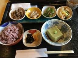 だる満