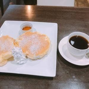 8 CoCo Cafe