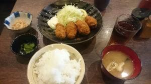 まる富