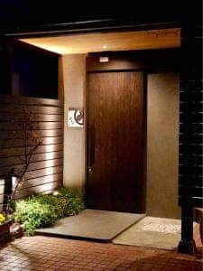 割烹 やまと 路地裏