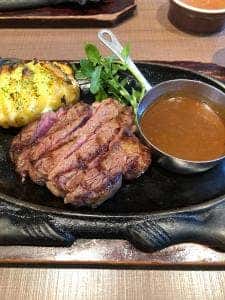 フォルクス 稲毛店