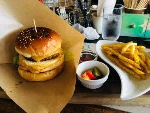 クレバーカフェ