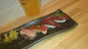 裏天満ちょうちん通り 肉寿司