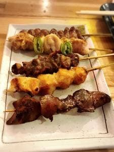 鳥〇 本店