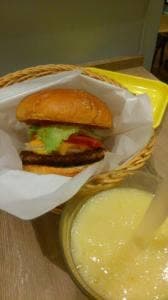 フレッシュネスバーガー 聖蹟桜ヶ丘店