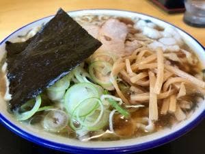 ケンちゃんラーメン 余目店