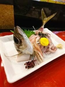 松すし鶴ヶ丘駅前