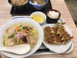 リンガーハット モラージュ菖蒲店