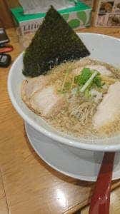 煮干中華 ゆきと花