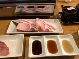 焼肉 むむ